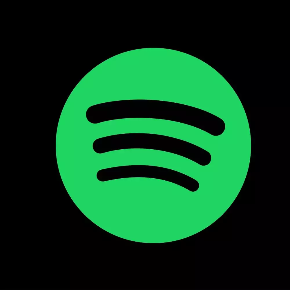 Spotify Nebo Youtube Music